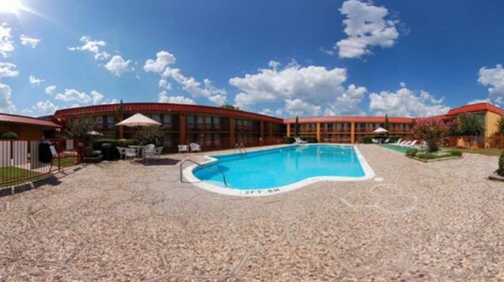 Quality Inn Ada Near University Zewnętrze zdjęcie