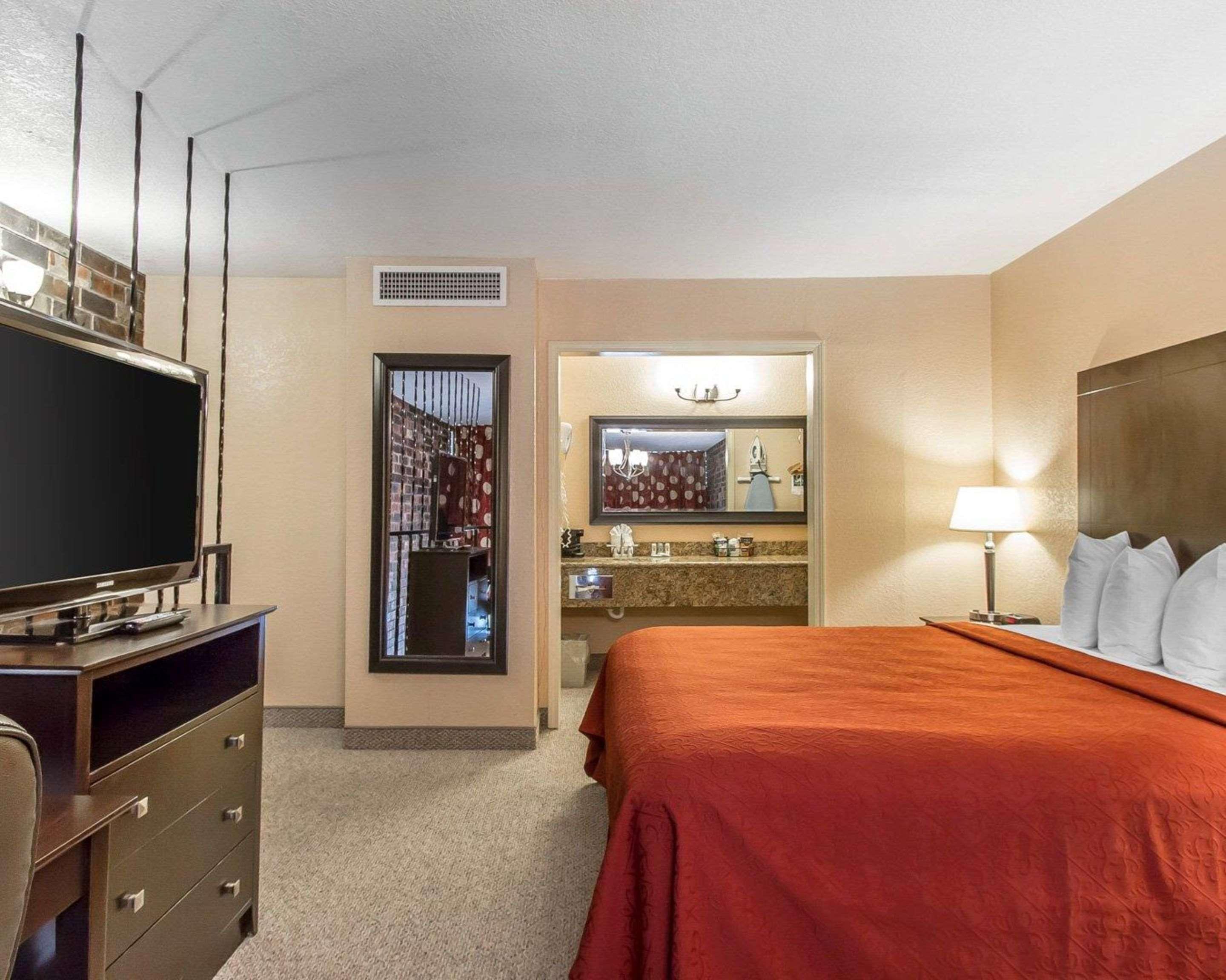 Quality Inn Ada Near University Zewnętrze zdjęcie