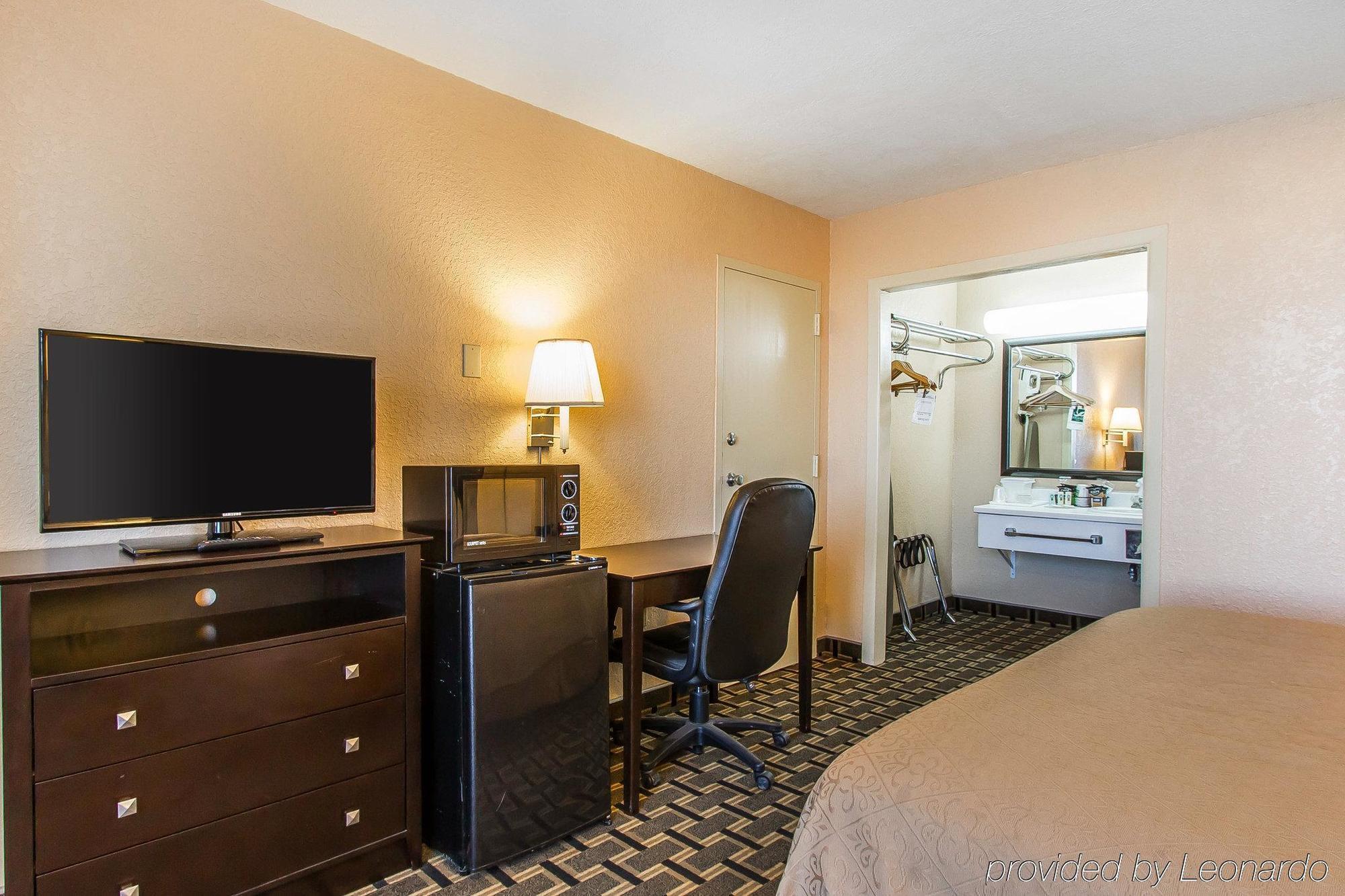 Quality Inn Ada Near University Zewnętrze zdjęcie